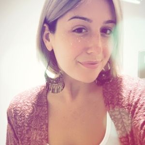 Meet your Posher, Meg